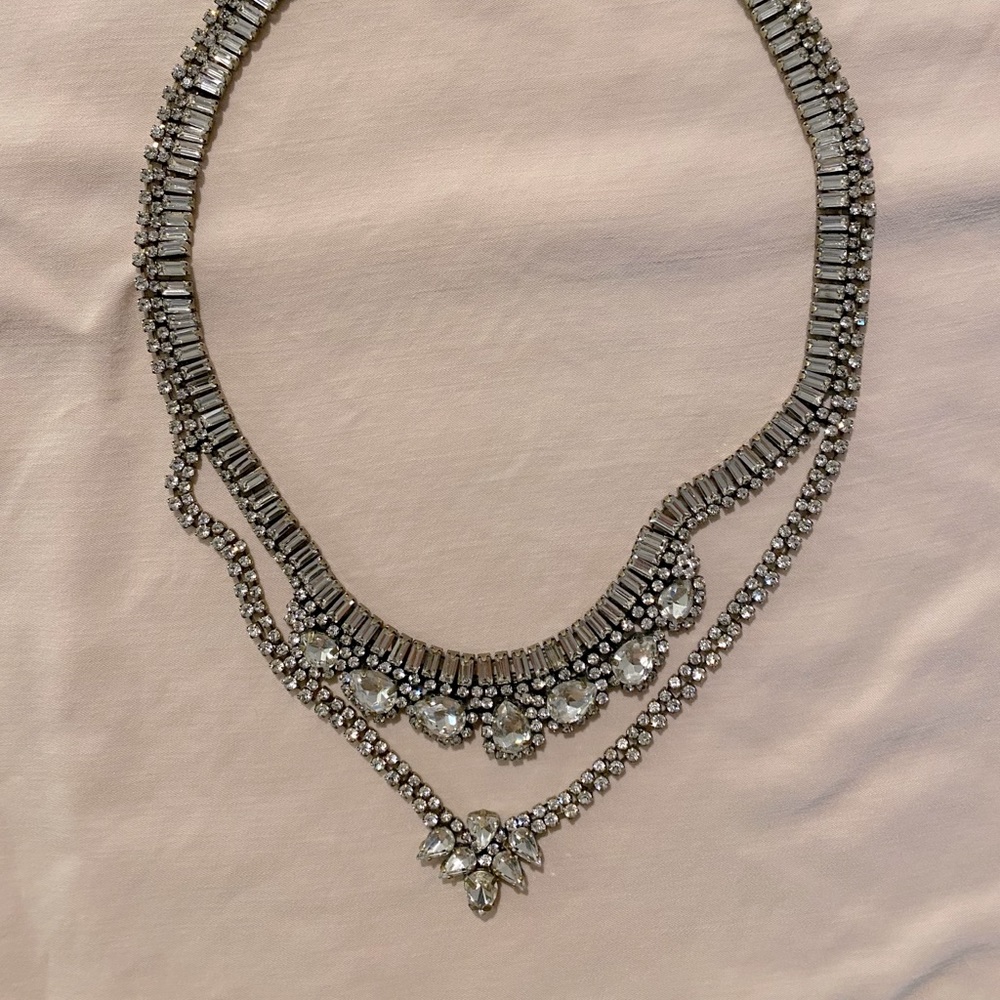 Banana Republic crystal necklace
